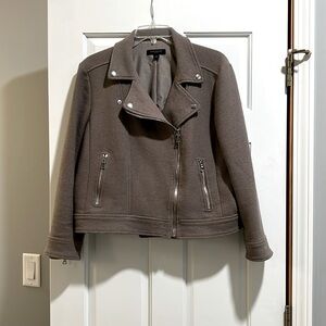 Ann Taylor Petites Moto Jacket Size XL. SOLD AS IS.